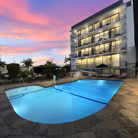 Torrance Inn&Suites